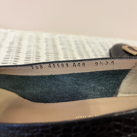 SOLD Salvatore Ferragamo heels - Picture 5 of 5